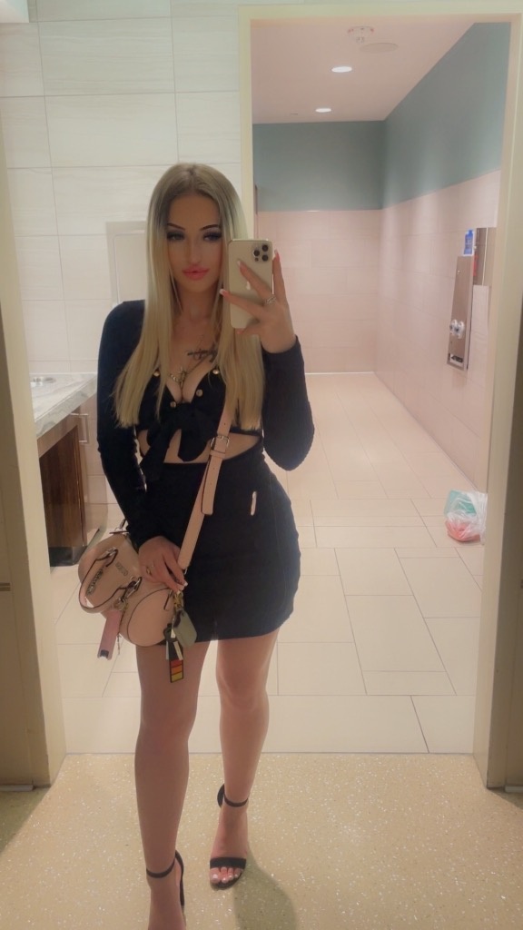 😈💦 PETITE BLONDE 4TH OF JULY SPECIALS 🥳🩷